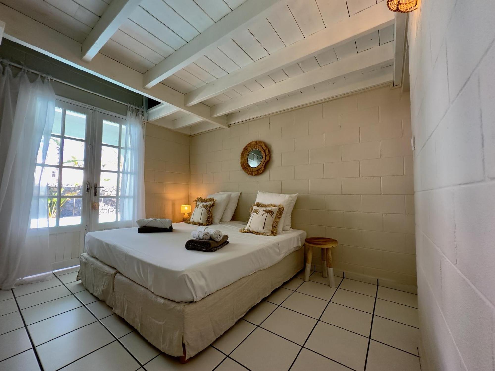 Maldives - Villa Avec Piscine En Plein Coeur De L Hermitage Сен-Жиль-ле-Бэн Экстерьер фото